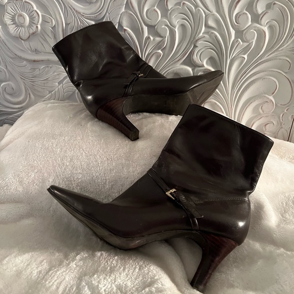 Dark brown leather boots size 6.5 - Picture 6 of 10